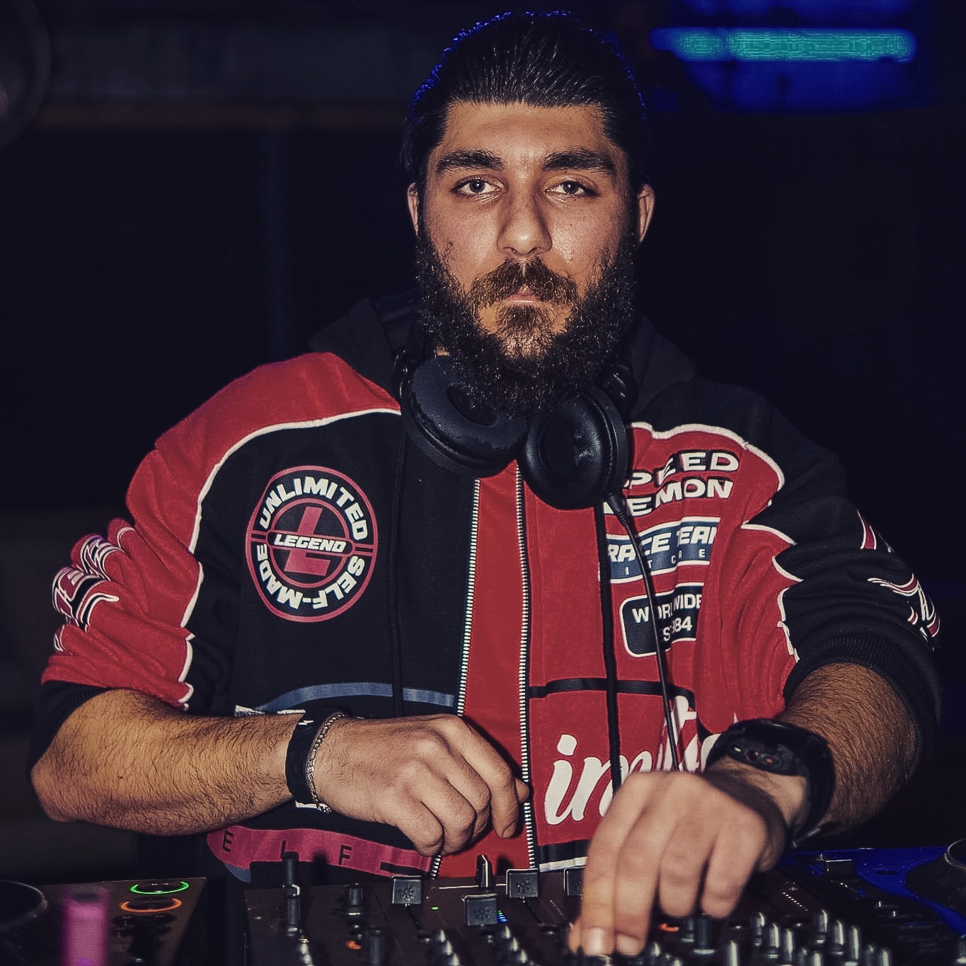 Light Musik behind the decks